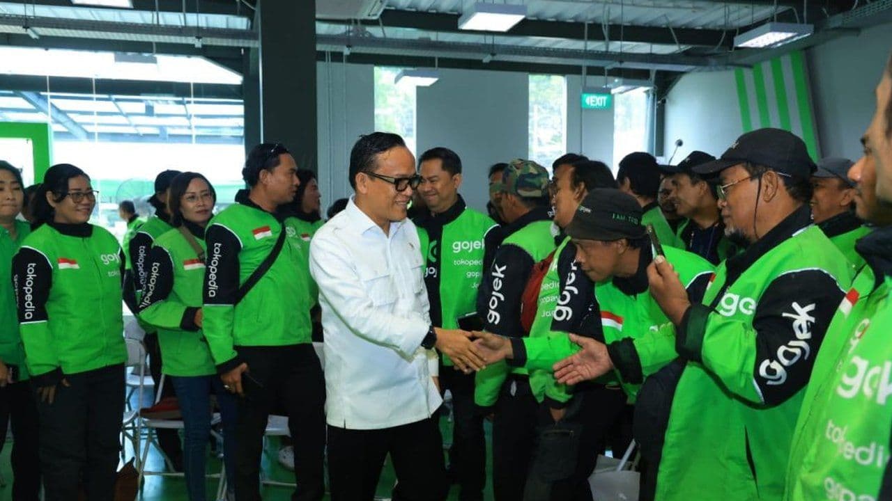 Tok! Menaker Pastikan Ojek Online dapat Bonus Hari Raya 2026