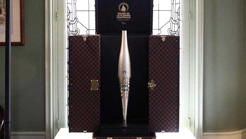 Mewah dan Berprestise: Koper Khusus Louis Vuitton untuk Olimpiade Paris