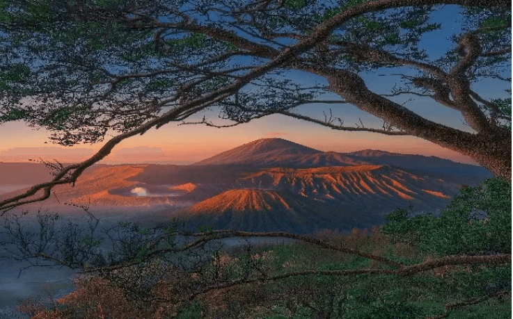 10 Gunung Indonesia yang Penuh Cerita Horor Diyakini Sebagai Tempat Bersemayamnya Para Mahluk Astral,
