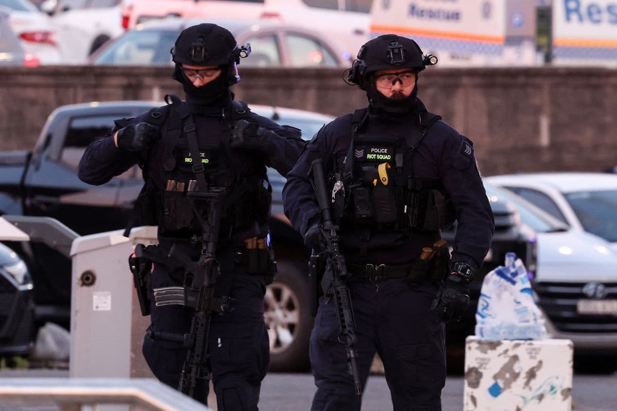 Pelaku Penembakan Bondi Punya Izin Resmi 6 Senjata Api, PM Australia Mau Pertetat Aturan